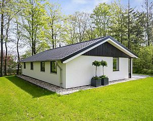 Verblijf 190445 • Vakantiewoning Zuidoost Drenthe • Een comfortabel 6-persoons vakantiehuis met ligbad in het 
