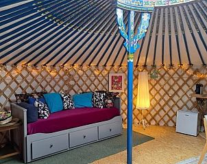 Sfeervolle zithoek in Huisje in Emmen, vakantiewoning in Emmen, Drenthe.