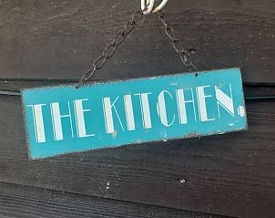 Retro keukensign bij Huisje in Emmen, vakantieverblijf in Zuidoost Drenthe.