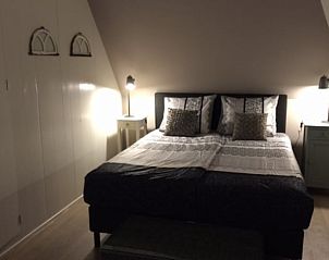 Unieke kapstok in Vakantiehuisje in Oosterhesselen, met rustieke charme, Drenthe.