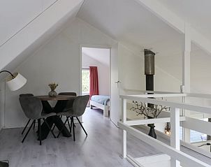 Zolder met toegang tot slaapkamer in Vakantiehuisje in Geesbrug, Drenthe.