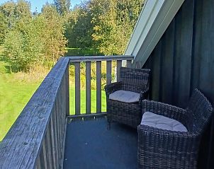 Stijlvolle badkamer met moderne afwerking in vakantiehuis DG1648, Drenthe.