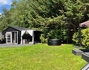 Ruime tuin van Huisje in Echten, rustig vakantiehuis in Zuidwest Drenthe.