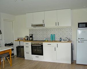 Moderne keuken in Vakantiehuis in Dwingeloo, Zuidwest Drenthe met complete voorzieningen.