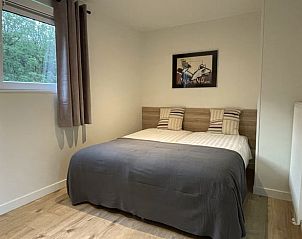 Comfortabele slaapkamer in Vakantiehuis in Dwingeloo, ideaal voor een goede nachtrust.