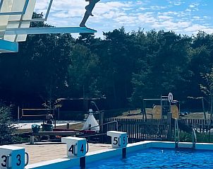 Zwembad in de buurt van Huisje in Dwingeloo, vakantiehuis Zuidwest Drenthe.