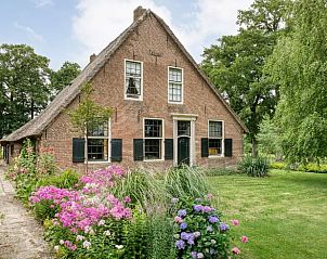 Vakantiehuis in Ruinerwold, Zuidwest Drenthe, met prachtige tuin en landelijke charme, ideaal voor een ontspannen verblijf in de natuur.