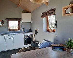 Gemtliche Kche im Ferienhaus in Ruinerwold, Sd-West Drenthe. Genieen Sie Komfort und Natur in diesem stimmungsvollen Ferienhaus.