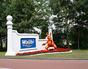 Walibi World attractiepark nabij Trekkershut 4 Personen, Biddinghuizen, Flevoland.