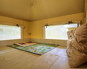 Kindvriendelijke speelruimte in Medley Lodge, Biddinghuizen, Oostelijk Flevoland, Flevoland.