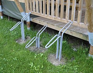 Fietsenrekken bij Safari Cottage in Biddinghuizen, een vakantiehuis voor 4-6 personen in Flevoland.