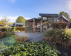 Detached house in Biddinghuizen, vacation home with modern veranda and garden in Eastern Flevoland, ideal for relaxing stay in Flevoland.