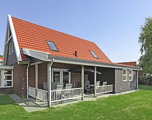 Guest house 210139 • Bungalow Oostelijk Flevoland • Waterparc Veluwemeer | 10-persoons villa | 10F2 