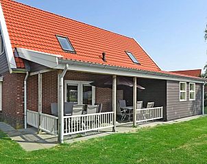 Guest house 210139 • Bungalow Oostelijk Flevoland • Waterparc Veluwemeer | 10-persoons villa | 10F2 