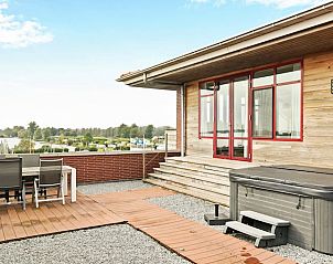 Guest house 210198 • Bungalow Oostelijk Flevoland • Waterparc Veluwemeer | 6-persoons penthouse - Lakeview | 6LP 