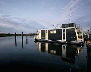 Verblijf 210741 - Boot Oostelijk Flevoland - Havenlodge with roof terrace and balcony (4-6 pers) Lelystad