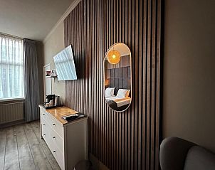 Moderne kamerinrichting in Hotel Buren, vakantiehuis op de Waddeneilanden