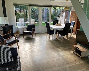 Gezellige slaapkamer in vakantiehuis FR433, Appelscha, omringd door Friese bossen.