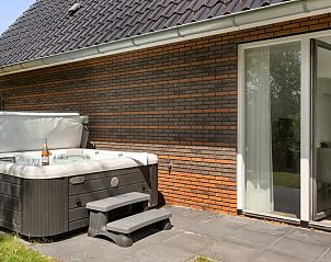 Unterkunft 2303116 - Ferienhaus Friese bossen - Boszandoog 8 pers. | Wellness