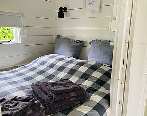 Gezellige slaapkamer in Huisje in Oldeberkoop, vakantiehuis in de Friese bossen, Friesland.
