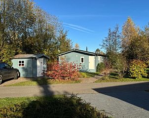 Parkplatz und Umgebung von Cottage in Oosterwolde, Ferienhaus in Friesland.