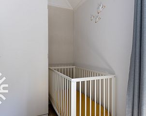 Kinderbedje in vakantiehuis FR362 in Boijl, geschikt voor gezinnen, Friesland.