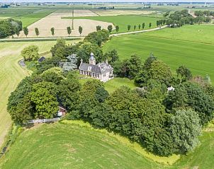 Omgeving van Vakantiehuis in Allingawier, te midden van Friese bossen en velden.