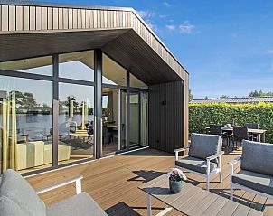 Verblijf 260139 - Bungalow Het Friese platteland - 4-persoons wellness lodge | 4B3