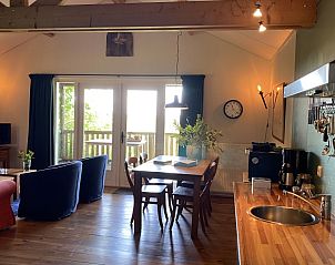 Comfortabele binnenruimte van Bonnehof, vakantiehuis op het Friese platteland in Westergeest.