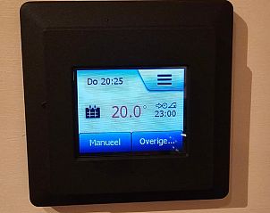 Slimme thermostaat in Vakantiehuis in Westergeest, voor een comfortabel verblijf in Friesland.