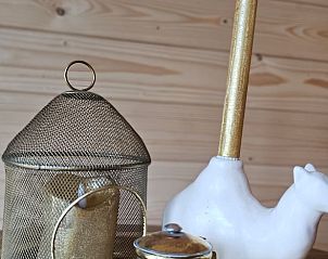 Decoratieve details in Huisje in Westergeest, vakantieaccommodatie in Friesland.