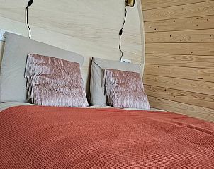 Comfortabele slaapkamer in Huisje in Westergeest, vakantiehuis op het Friese platteland.