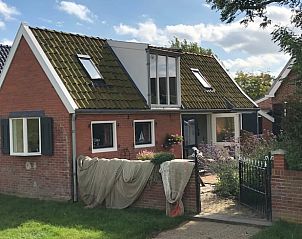 Verblijf 260409 • Vakantiewoning Het Friese platteland • Vakantiehuisje in Moddergat 