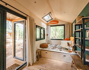 Lichte binnenruimte in Huisje in Scherpenzeel, vakantiehuis in Friesland.