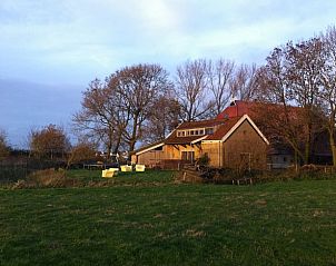 Verblijf 2611701 • Vakantiewoning Het Friese platteland • Huisje in Mantgum 