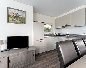 Unterkunft 2612004 - Ferienhaus Het Friese platteland - Luxe Chalet 54 Bantega met sloep 6 pax