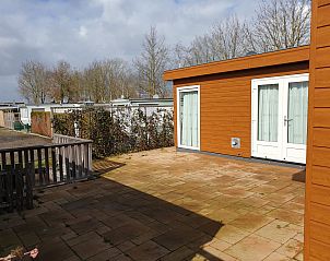 Unterkunft 2612004 - Ferienhaus Het Friese platteland - Luxe Chalet 54 Bantega met sloep 6 pax