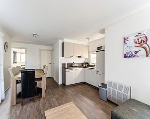 Verblijf 2612005 - Vakantiewoning Het Friese platteland - Luxe chalet 55 aan het water in Bantega met sloep 8 pax