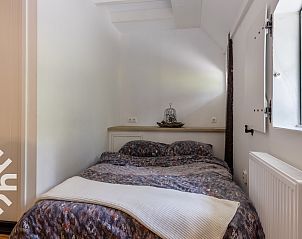 Picknicktafel met uitzicht op de natuur bij FR449 vakantiehuis, Bantega.