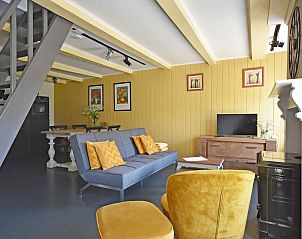 Slaapkamer met twee eenpersoonsbedden in vakantiehuis FR417, Eastermar, Friesland.