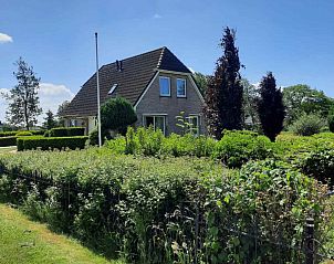 Luxe vakantiehuis FR092 in Garyp, Friesland met groene omgeving.