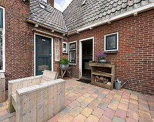Guest house 2613605 - Holiday property Het Friese platteland - B&B boerderij GRUTSK
