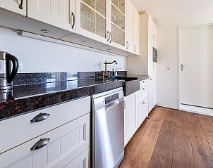 Guest house 2613605 - Holiday property Het Friese platteland - B&B boerderij GRUTSK