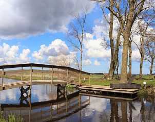 Guest house 2613605 - Holiday property Het Friese platteland - B&B boerderij GRUTSK