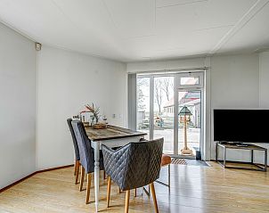Guest house 2613609 - Chalet Het Friese platteland - Knus chalet in Friesland met hottub