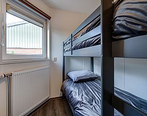 Guest house 2613609 - Chalet Het Friese platteland - Knus chalet in Friesland met hottub