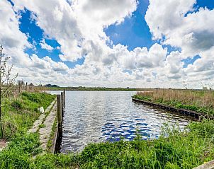 Guest house 2613610 - Holiday property Het Friese platteland - Gezellige Boerderij met chalet in Friesland