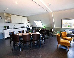 Toegankelijke badkamer in vakantiehuis FR1013, Lollum, Friesland.