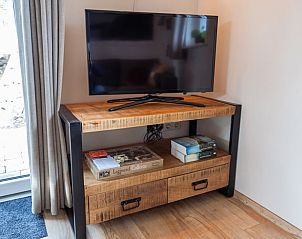 TV-hoek in Huisje in Nij Beets, vakantiewoning in Friesland, voor ontspanning na een dag verkennen.