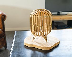 Decoratieve lantaarn in Huske 2 vakantiehuis, Tzummarum, Friesland.